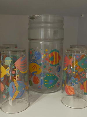 Children's Pitcher and Glasses Set used, 6 Pieces