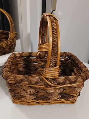 Wicker basket like new