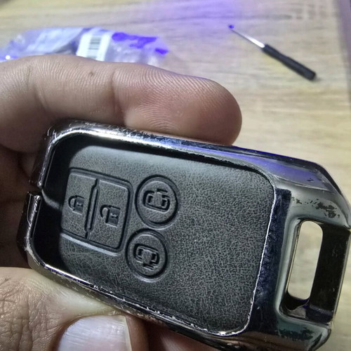 Suzuki metal key cases used