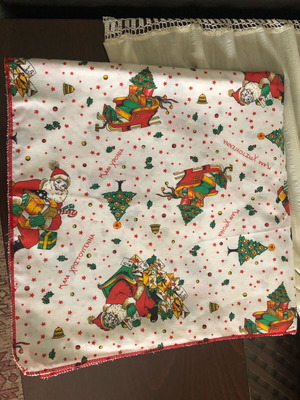Christmas tablecloth used slightly