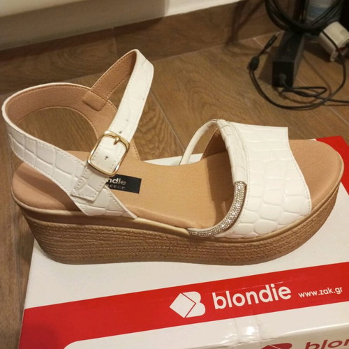Blondie leather sandals new, size 37