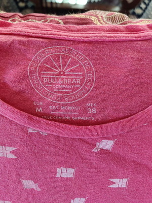 Pull & Bear short-sleeve shirt size M pink like new