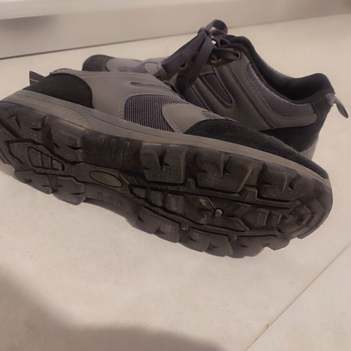 Work shoes slightly used, gray, size 43