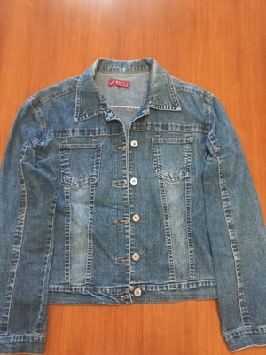 Jean jacket women's blue, like new, size M 38 10