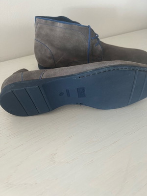 Boss Shoes men's shoes new, gray, size 41, chukka boots