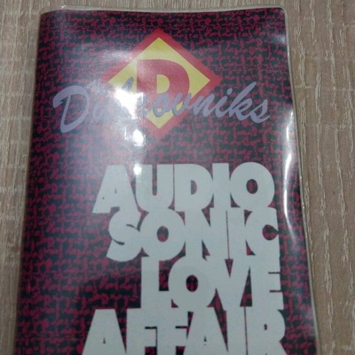 The Dubrovniks Audio Sonic Love Affair cassette used, rock
