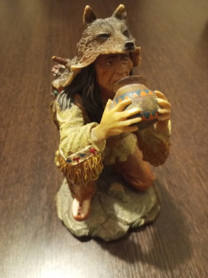 Decorative Indian sculpture like new, height 24cm