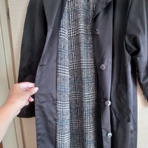 Trench coat classic used, black gabardine with warm lining, size 48