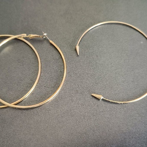 Bracelet and hoop earrings set used