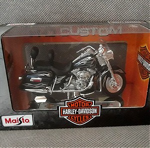 Harley-Davidson 2002 FLHRSEI CVO Custom 1:18 κλίμακας