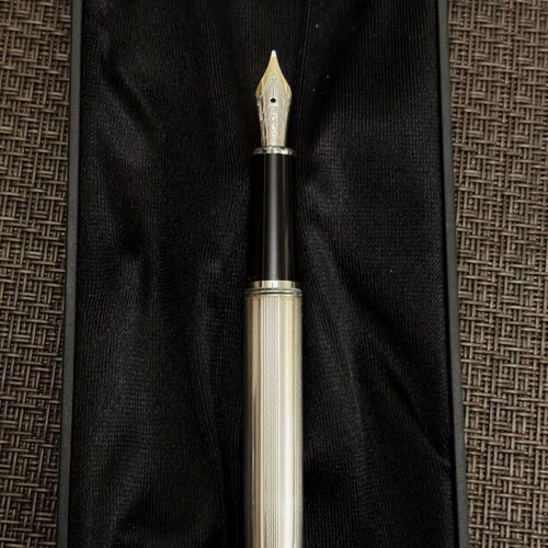 Montblanc Meisterstück Solitaire Silver Fountain Pen like new with original ink
