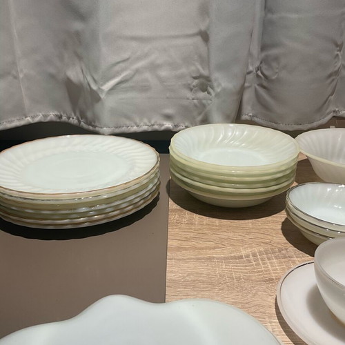 Anchor Hocking vintage 1950 used plate and glass set