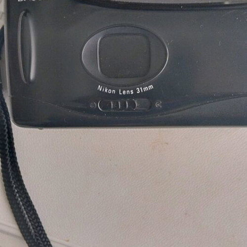 Nikon EF 200 analog camera like new with case
