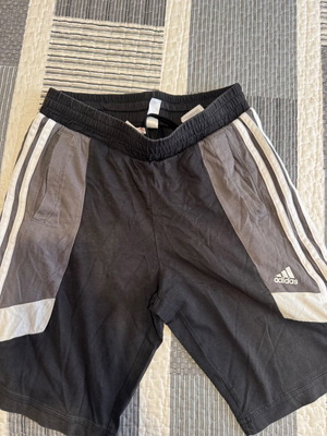 Adidas boys shorts used, needs repair
