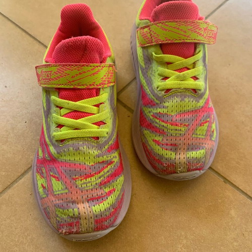 Asics Noosa Tri 15 GS kids' athletic shoes size 33 used, multicolor