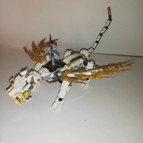 Lego Dragon from Set 70734 used, minor missing pieces possible