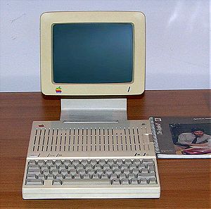 Apple IIC + Monitor + Printer + software + books