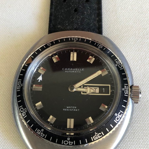 Vintage ρολόι Bulova Caravelle Automatic water resistant αφόρετο με μαύρο λουράκι καουτσούκ