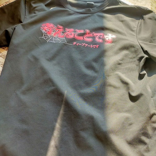 Black T-shirt, medium size