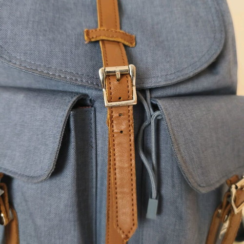 Herschel Supply Co Dawson Small backpack blue like new