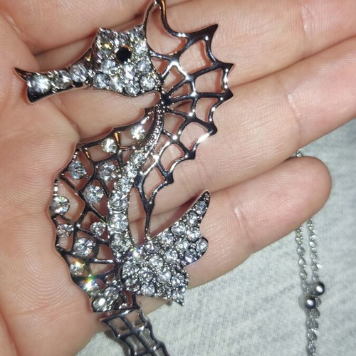Seahorse necklace new silver