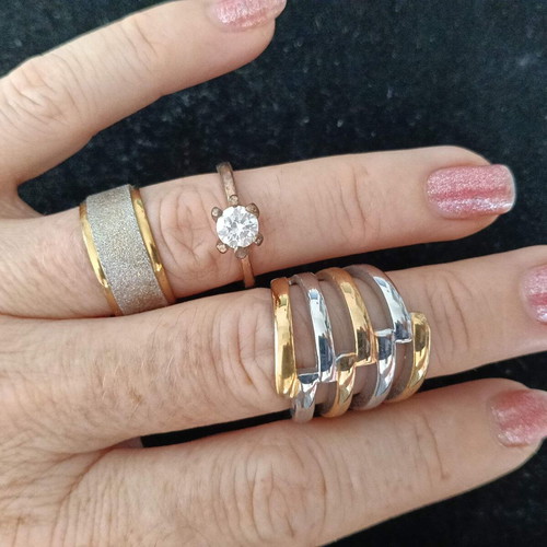 Set of 10 gold and silver jewelry pieces