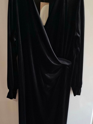 Paul-Christophe Velvet Wrap Dress 3XL New Black