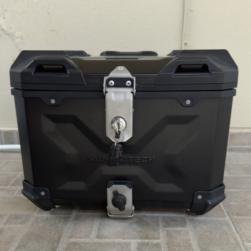 SW-Motech TRAX ADV Top Case 38L, black aluminum