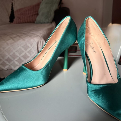 Turquoise pumps size 39