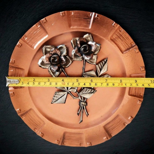 Vintage 1970s copper set, wall plate with roses and oval fruit bowl