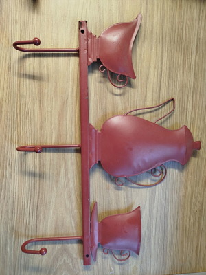 Coat rack with 3 hooks used, metal, red color