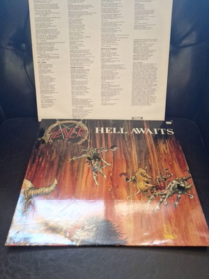 Slayer Hell Awaits vinyl LP 1985, like new, metal
