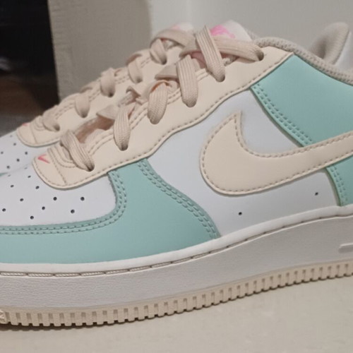 Nike Air Force 1 Low Emerald Rise Guava Ice GS sneakers size EU40