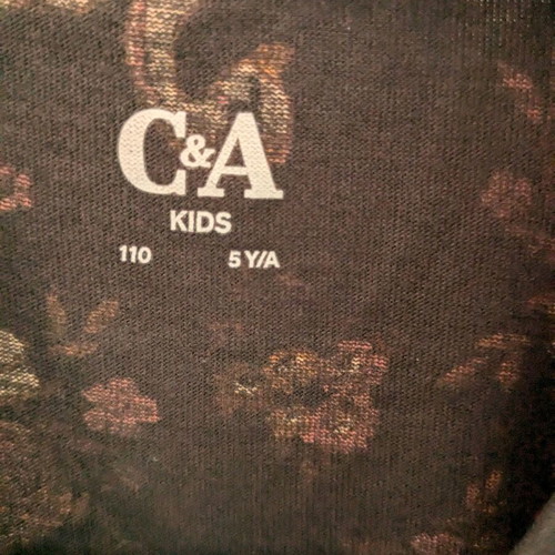 C&A dress with horses like new, black, size 110 cm for 5 years old