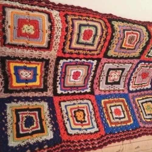 Knitted handmade wool blanket used, 1.90×1.10 m