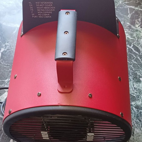 Tristar KA-5027 3000W fan heater like new