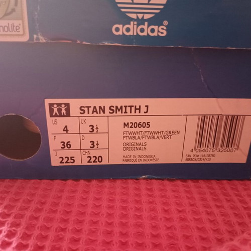 Adidas Stan Smith sneakers used, white, kids size 36