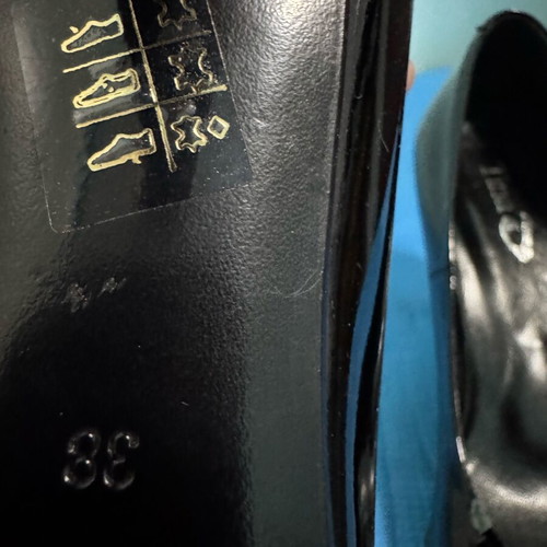 Tina Black Patent Leather Pumps Size 38 Used