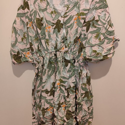 Printed dress size XXL used, light powder pink fabric