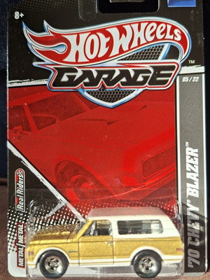 Hot Wheels 2011 Garage GM 20-Car Set '70 Chevy Blazer Gold White Real Riders new