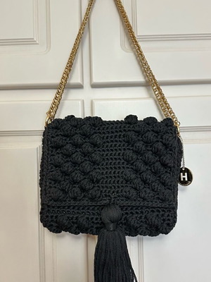 Handmade knitted shoulder bag like new, black