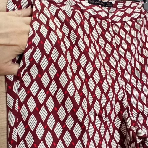 Zara pants with geometric pattern new, burgundy and white