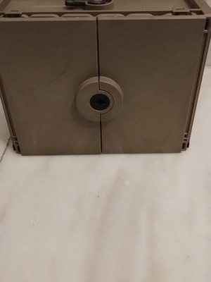 Playmobil dungeon suitcase like new with 3 figures and accessories