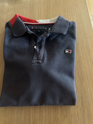 Μπλούζα polo Tommy Hilfiger για αγόρι 8-10 ετών μεταχειρισμένη, μπλε