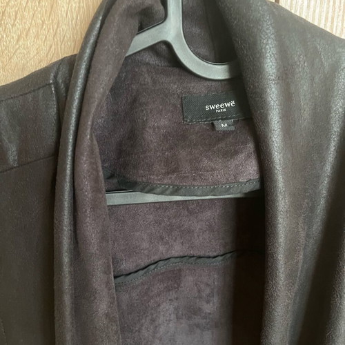 Black suede vest like new, size M
