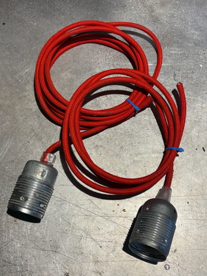 Red fabric cable with E27 like new