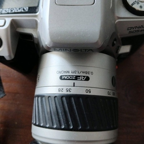 Φωτογραφική μηχανή Minolta Dynax 505si σαν καινούργιο με φακούς