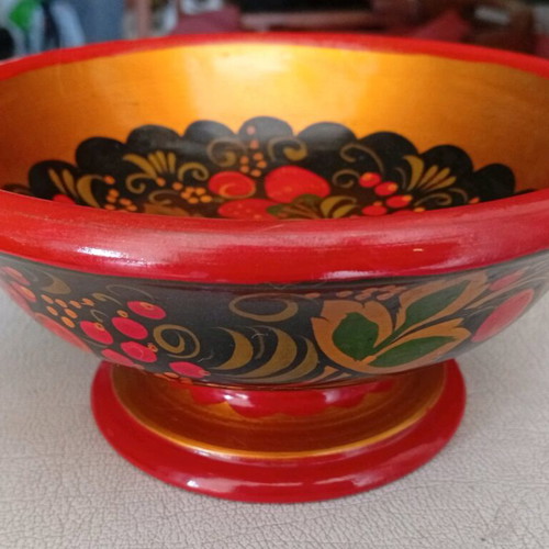 Traditional Russian wooden Khokhloma bowl new