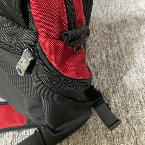 Laptop bag red-black two-tone like new