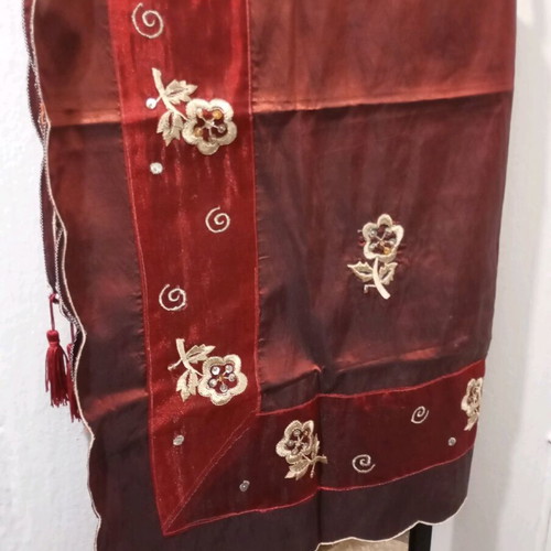 Tablecloth set like new burgundy with gold embroidery